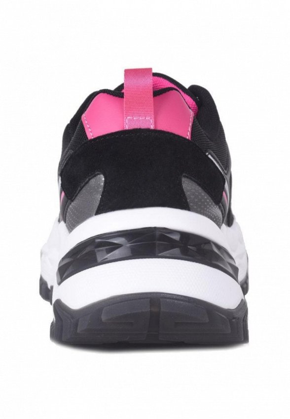 Кроссовки Pierre Cardin