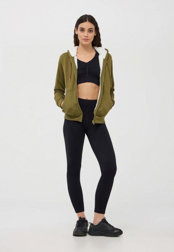 Толстовка Terranova