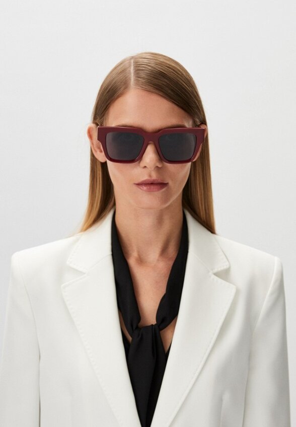 Очки солнцезащитные Trussardi