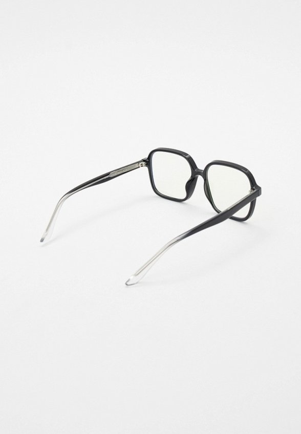 Очки солнцезащитные Brenda