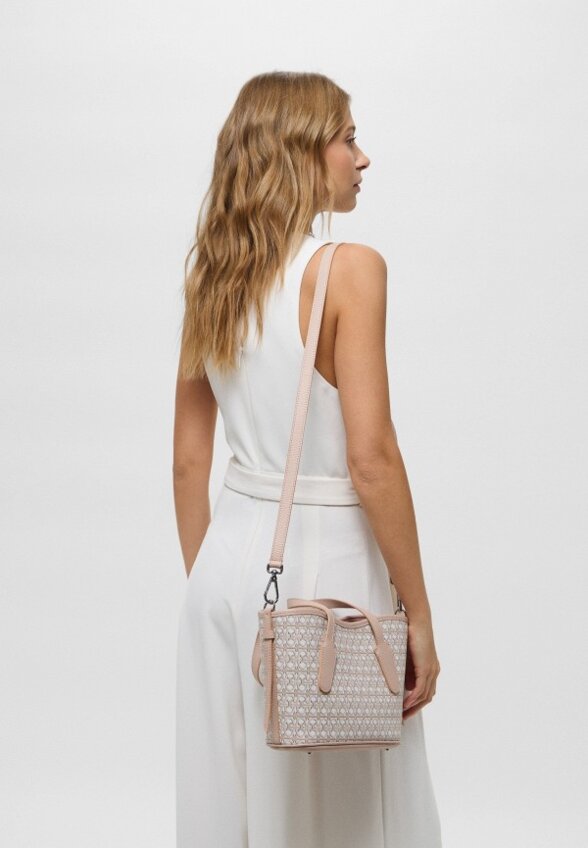 Сумка Coccinelle