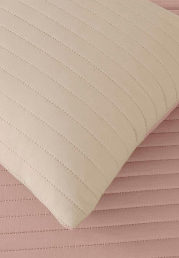 Комплект с покрывалом Sofi De Marko