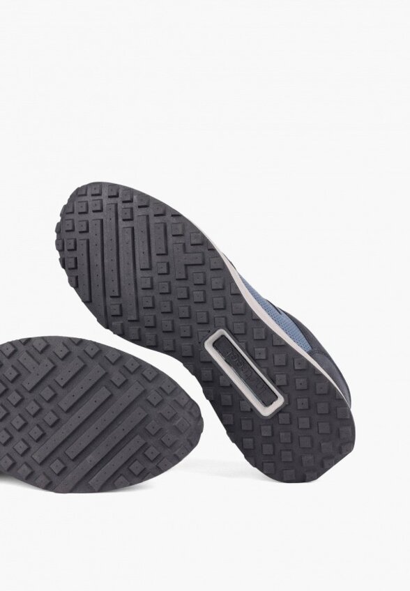 Кроссовки Instreet