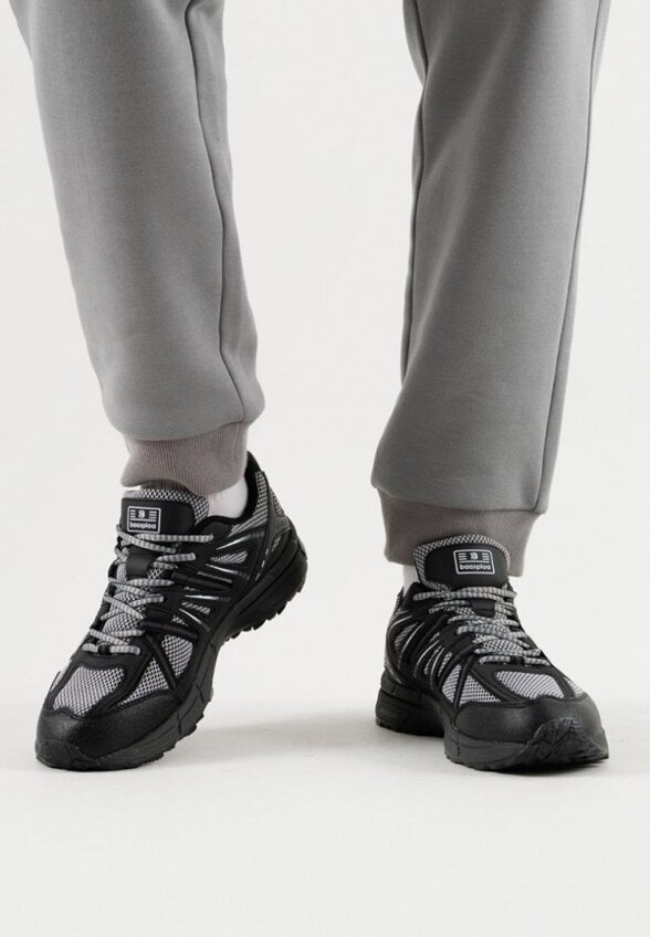 Кроссовки Baasploa