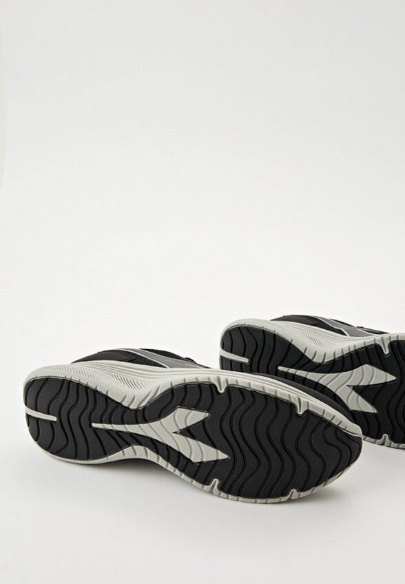 Кроссовки Diadora