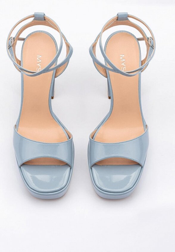 Босоножки Mysa