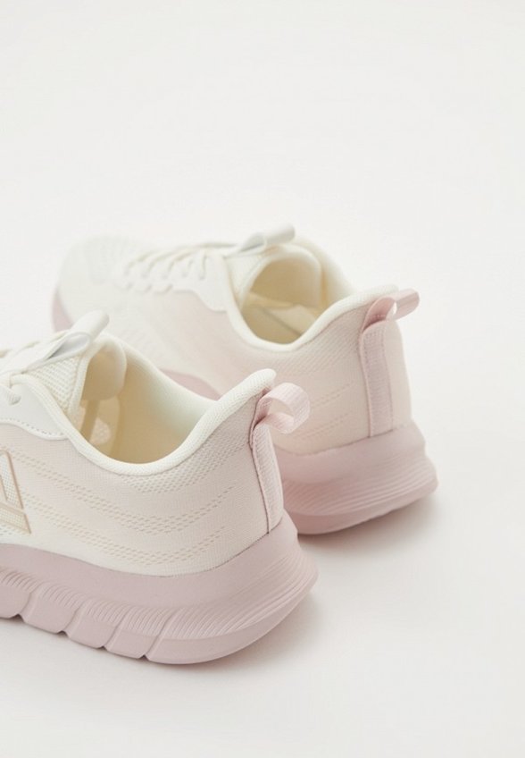 Кроссовки Peak