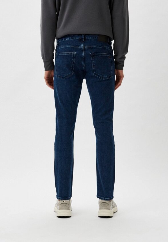 Джинсы Boss