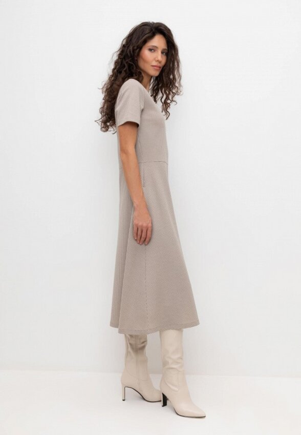 Платье Very Neat