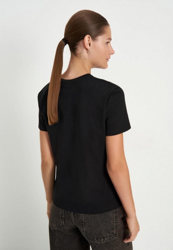 Футболка Finn Flare