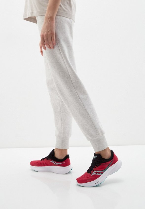 Кроссовки Saucony