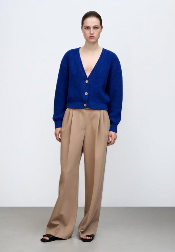 Кардиган Brusnika