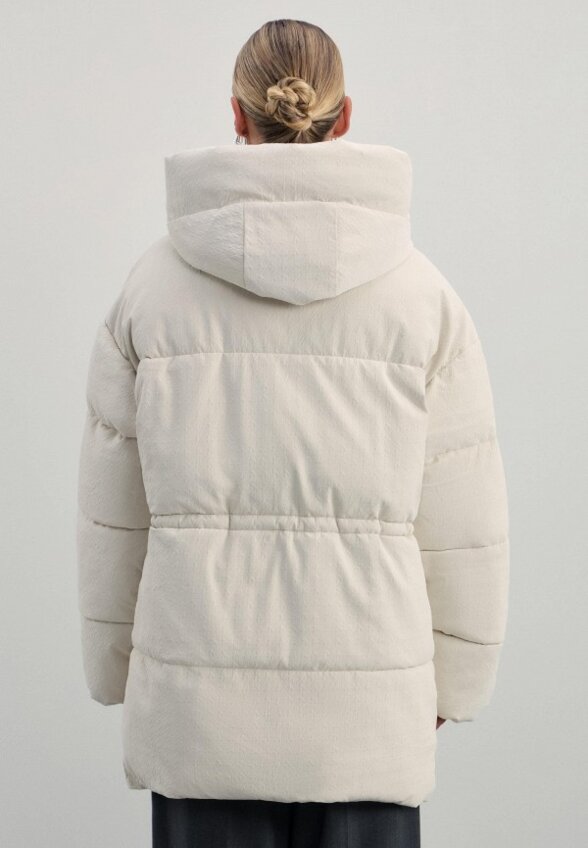 Пуховик Zarina