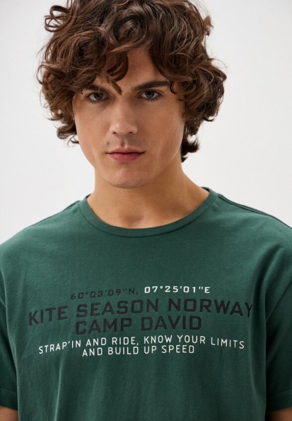 Футболка Camp David