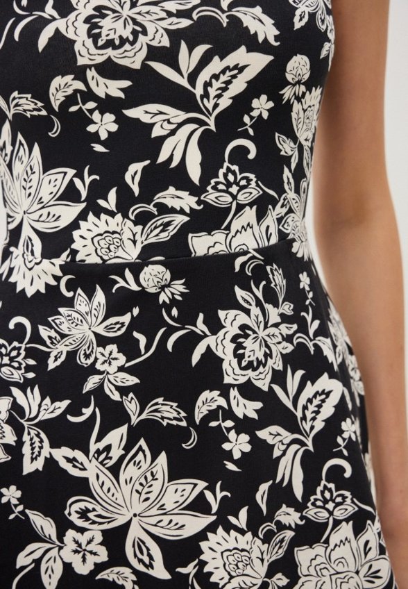 Платье Terranova