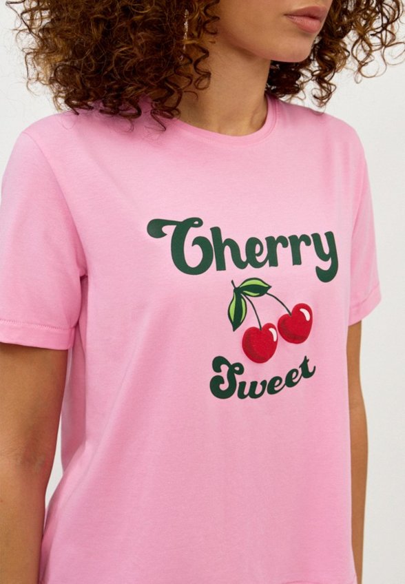 Футболка Modis