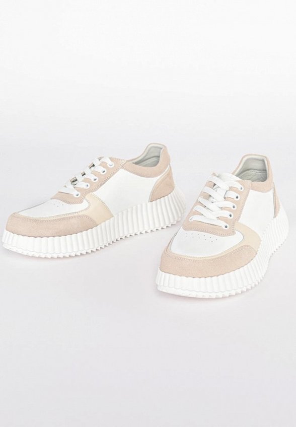 Кроссовки Gut