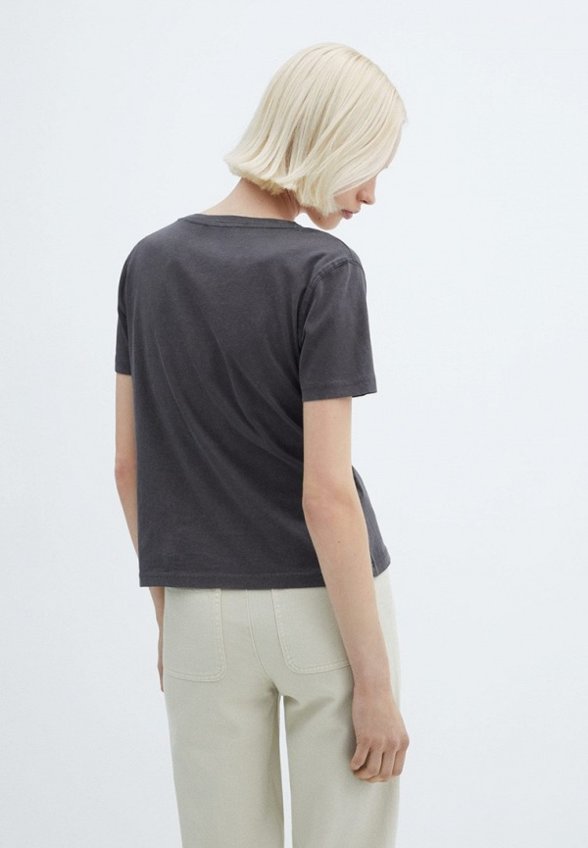 Футболка Mango