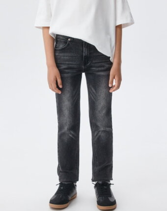 Джинсы Slim fit для мальчиков детям