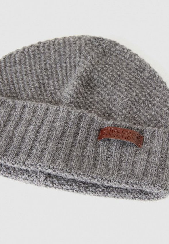 Шапка United Colors of Benetton