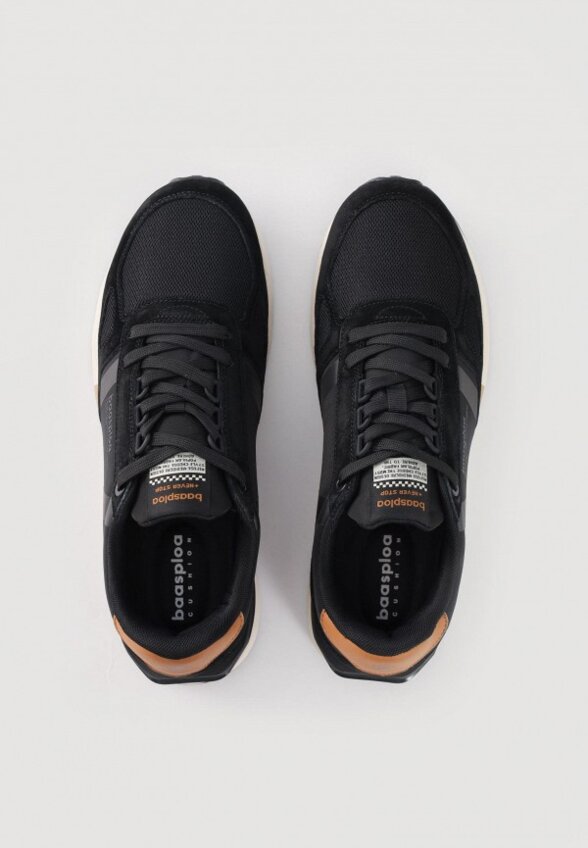 Кроссовки Baasploa