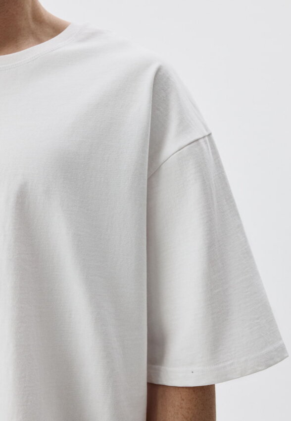 Футболка MAX OVERSIZE FIT базовая