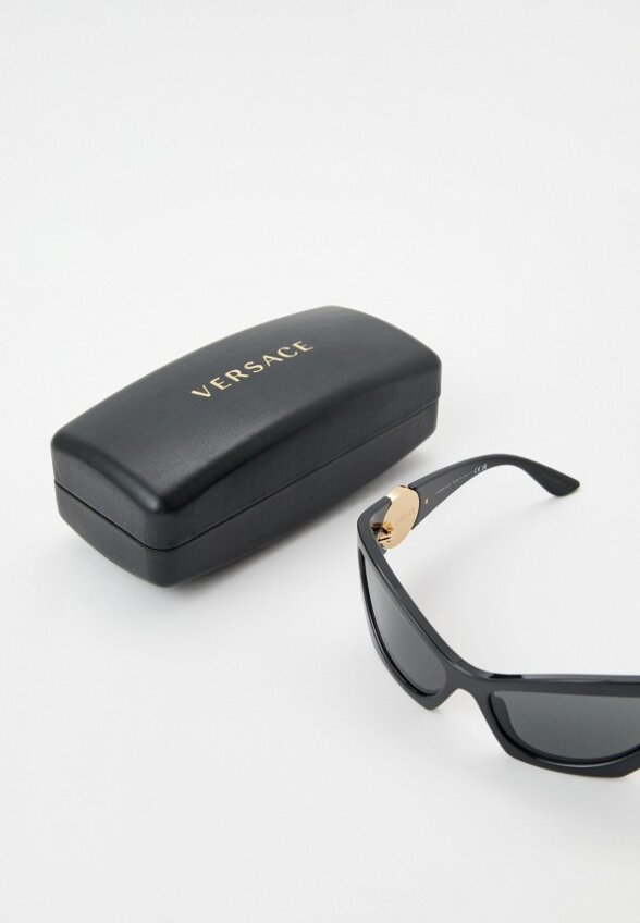 Очки солнцезащитные Versace