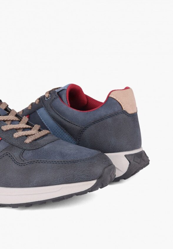 Кроссовки Instreet