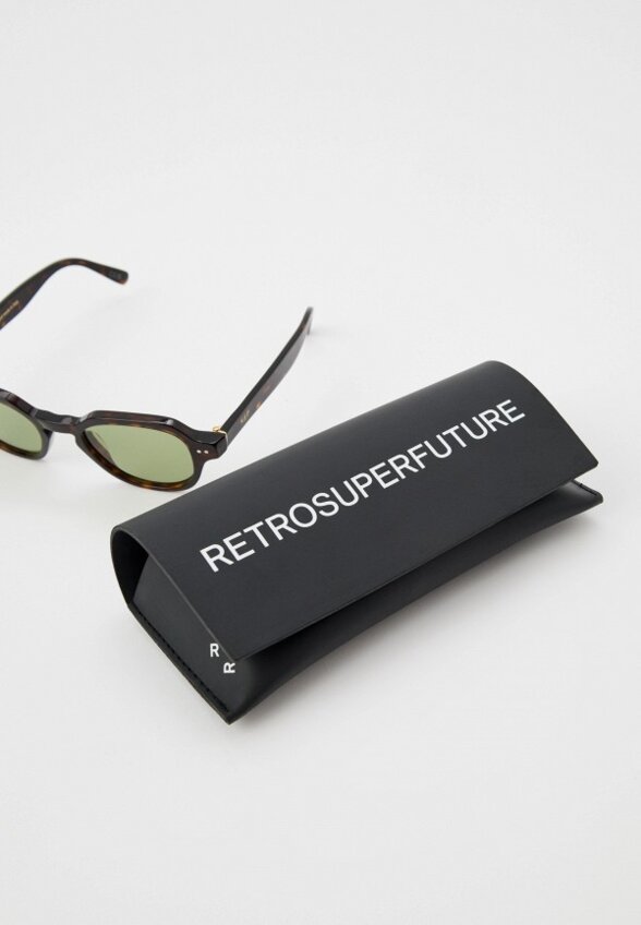 Очки солнцезащитные Retrosuperfuture