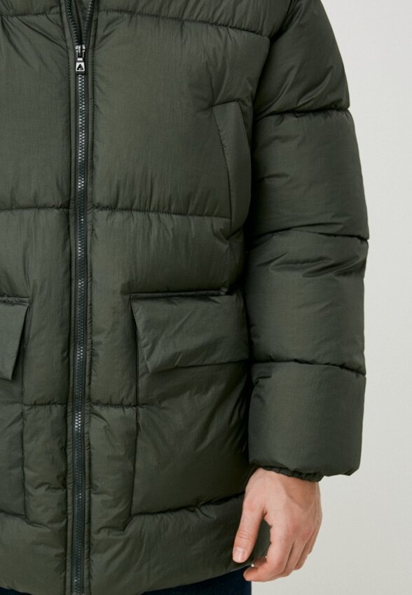 Пуховик Roberto Jordiani