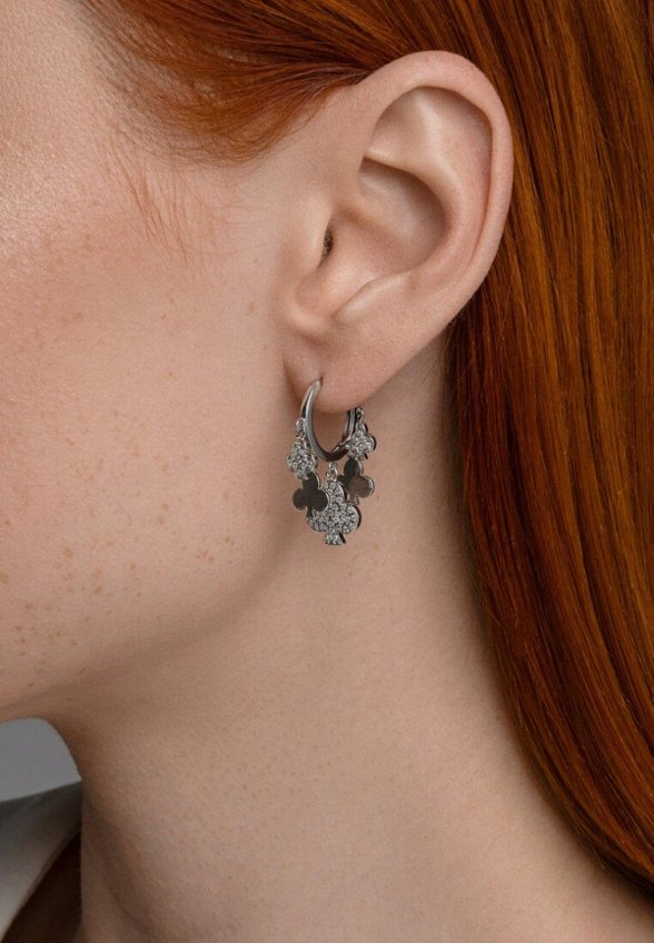 Серьга Sokolov