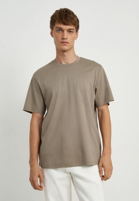 Футболка Finn Flare