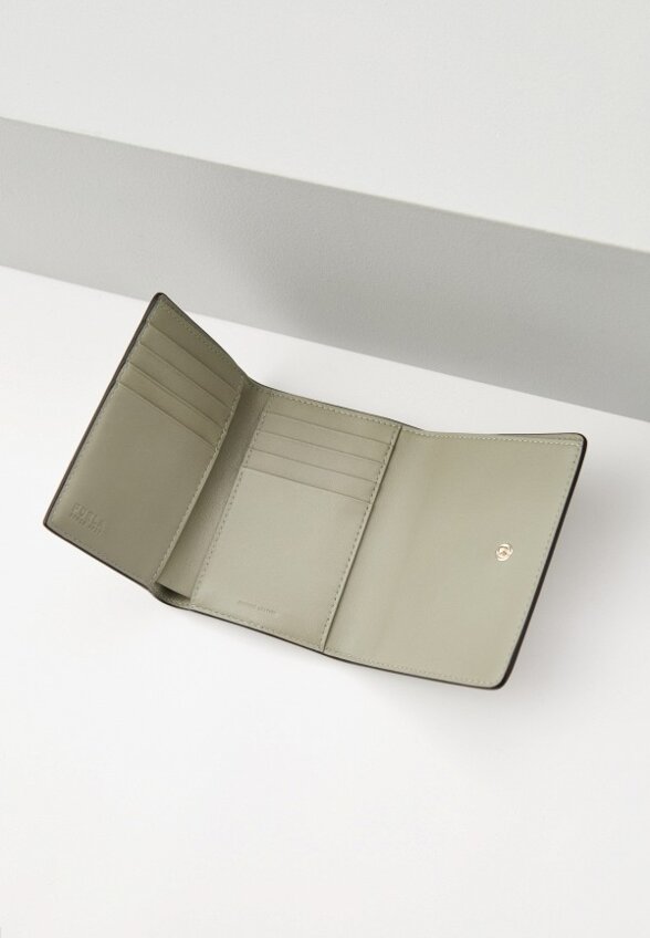 Кошелек Furla