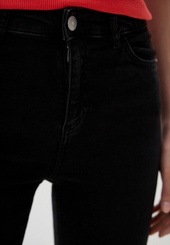 Джинсы Terranova