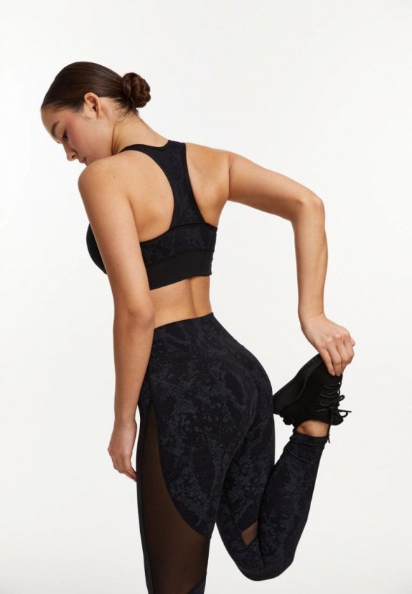 Топ спортивный Fitbomb