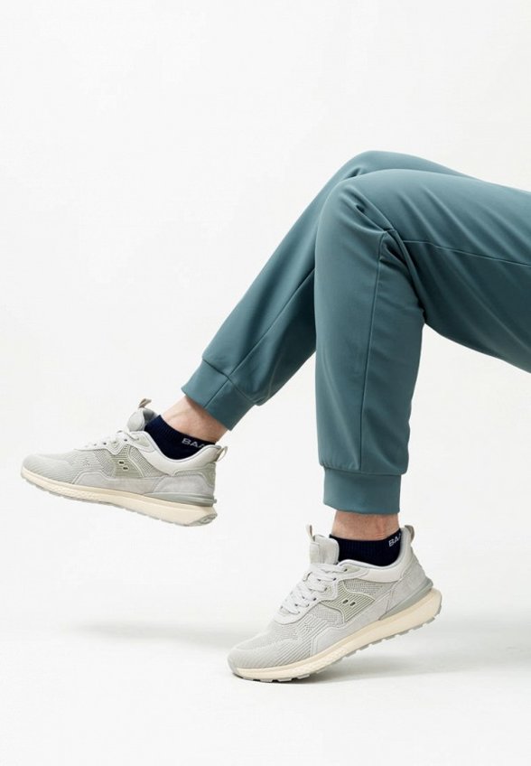 Кроссовки Baasploa