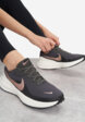 Кроссовки женские Nike Revolution 8, Черный7  - превью