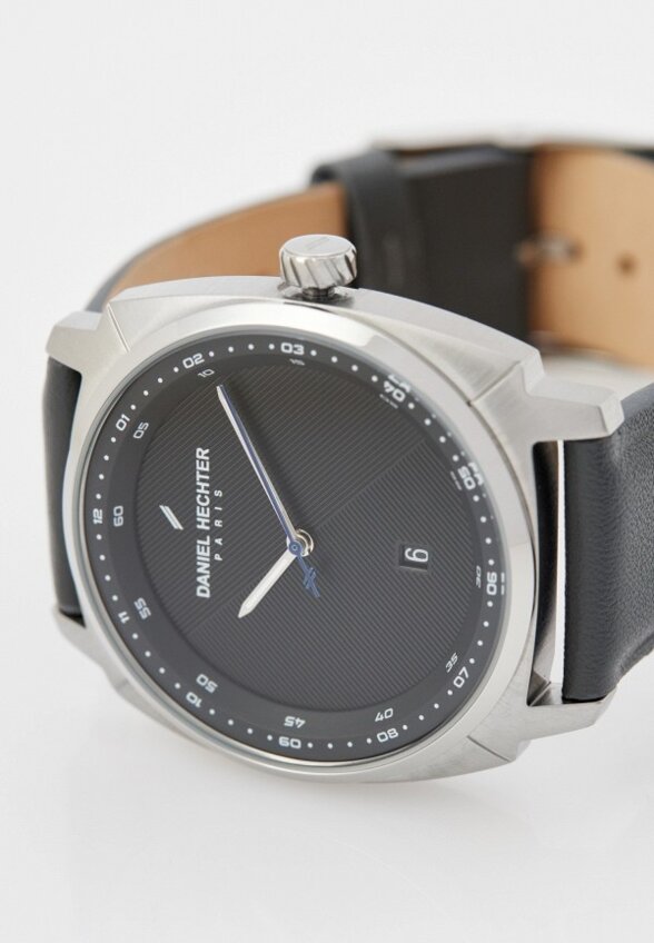 Часы Daniel Hechter