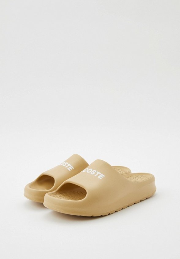 Сланцы Lacoste