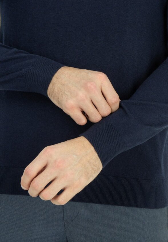 Джемпер Gino Pellini