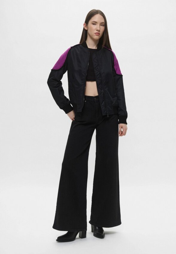 Бомбер Trussardi