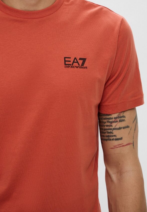 Футболка EA7