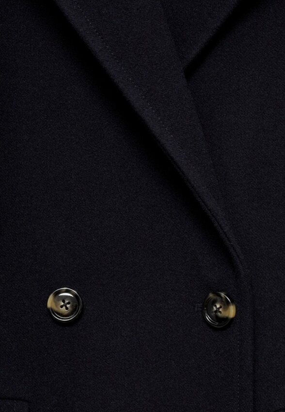 Пальто двубортное Mango