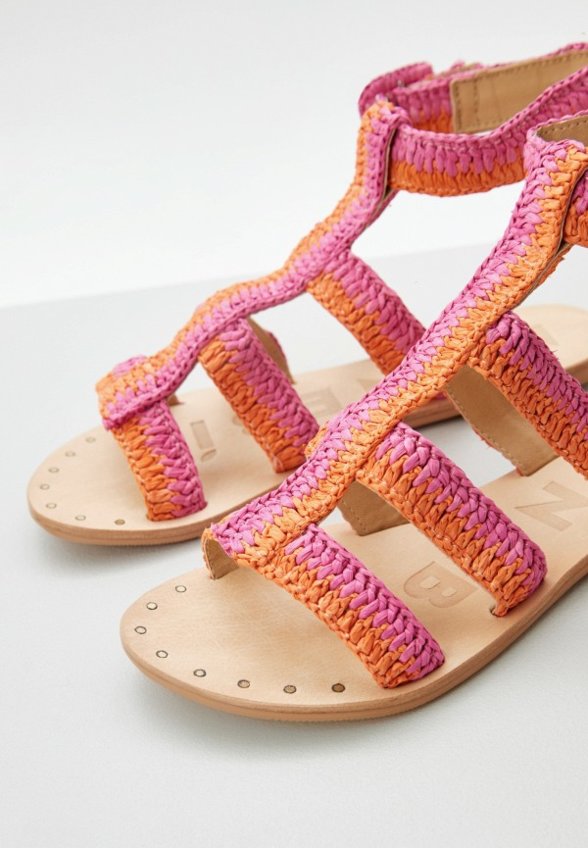 Сандалии Manebi