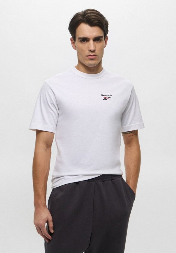 Футболка Reebok