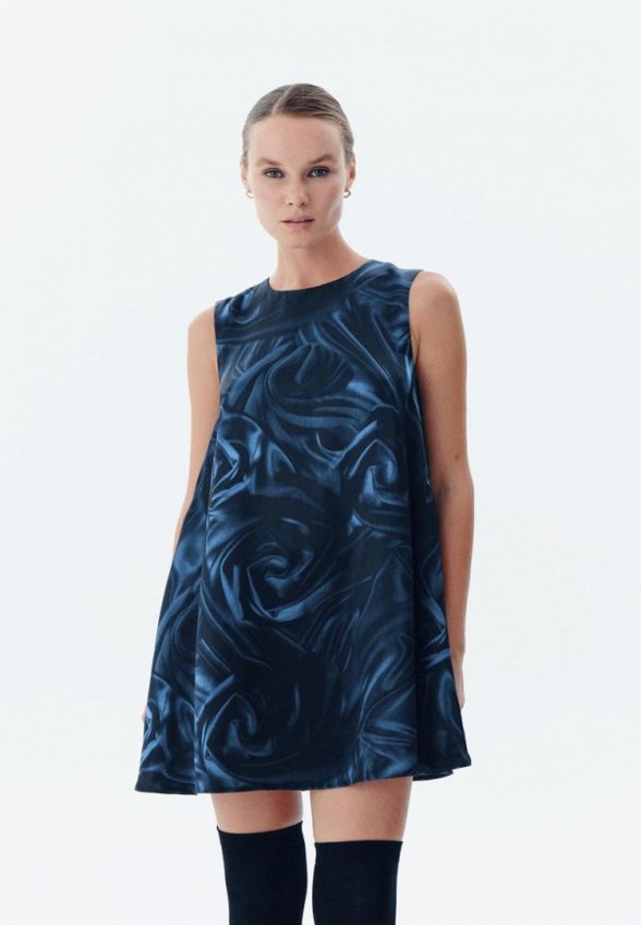 Платье Latrika