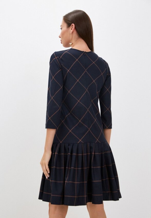 Платье MadaM T