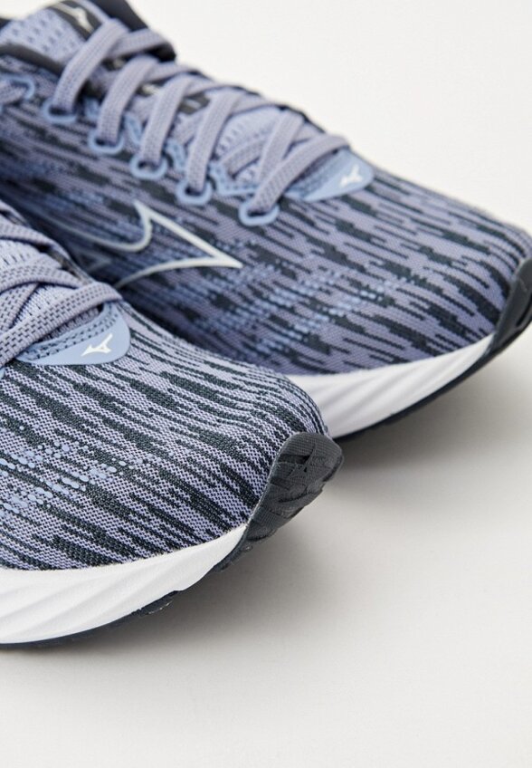 Кроссовки Mizuno