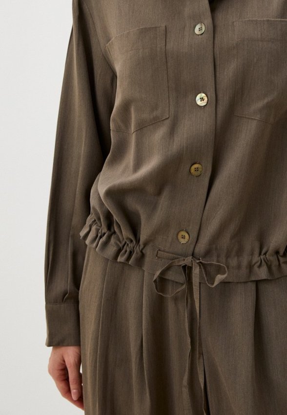 Костюм Voluminous