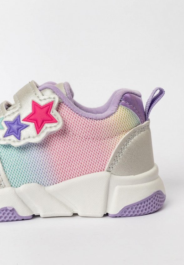 Кроссовки Tikkago